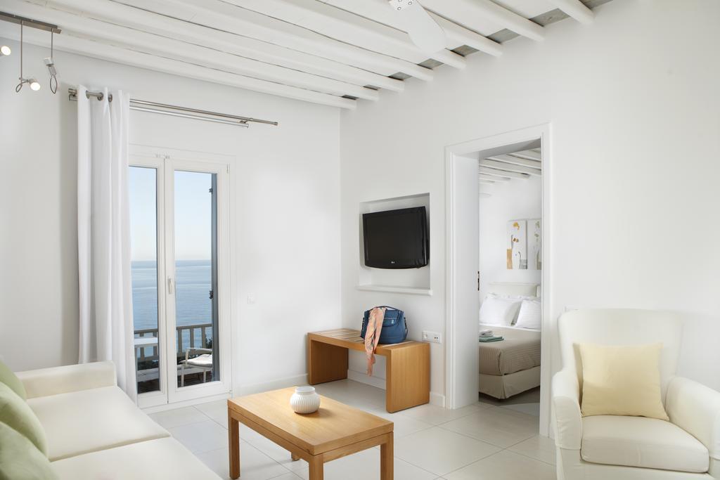 Selana Suites Chrisopigi  Buitenkant foto